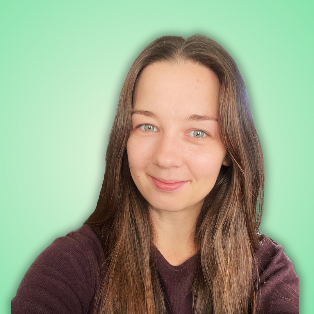 Klaudia C. - ✏️ Designer Graphiste ⎮🧑🏻‍🎨 DA ⎮ Print & Web ✨