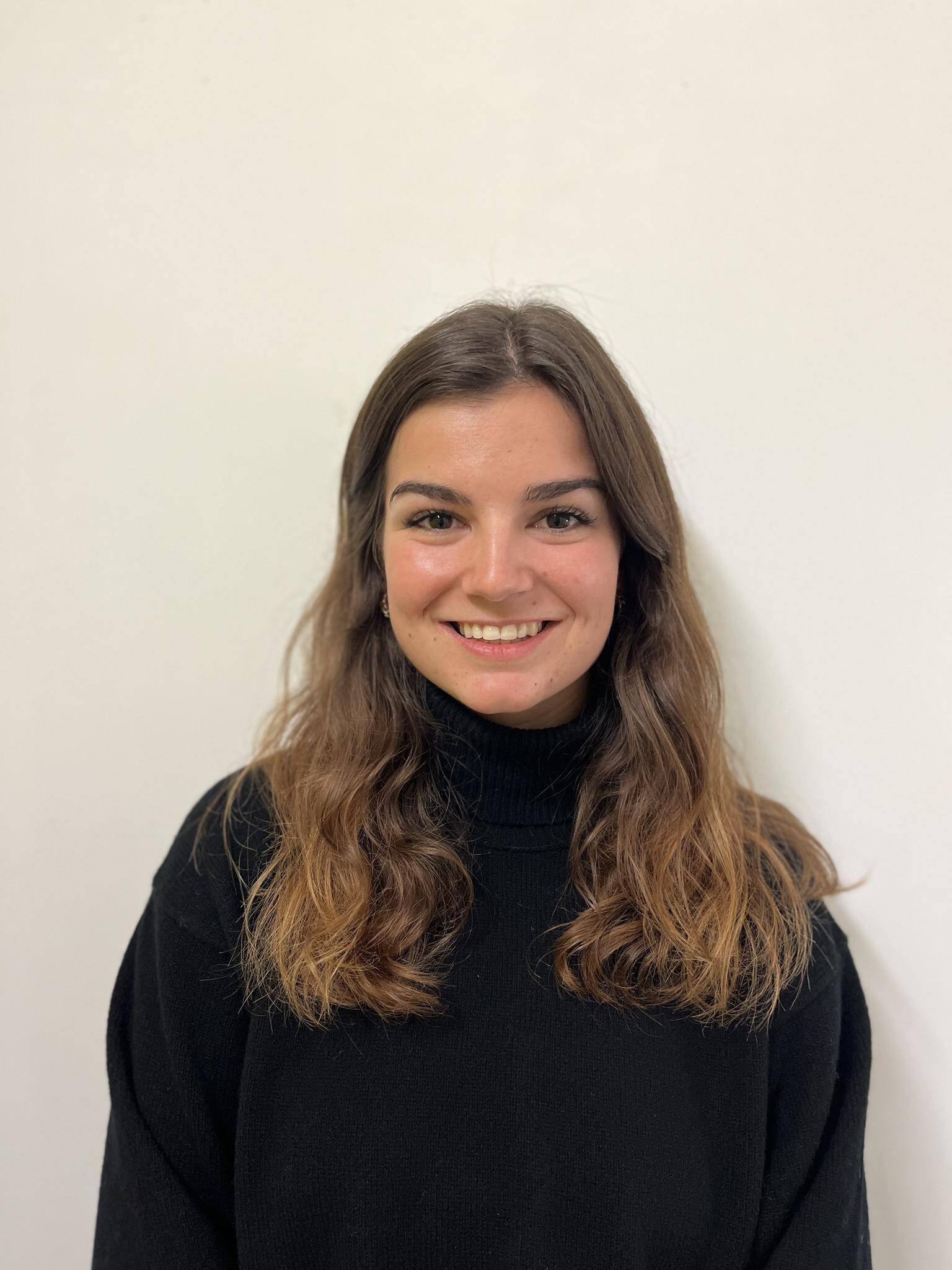 Josephine Y. - Marketing & Content | Wine, Food & FMCG | FR-EN