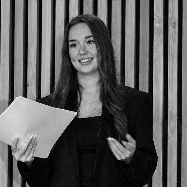 Héloïse Crépin - Cheffe de projet | Tournages · Events · Lancements