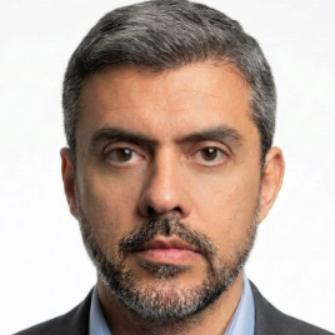 Eduardo Lores