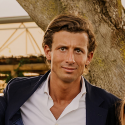 António  - Experienced Strategy Consultant, ex-McKinsey