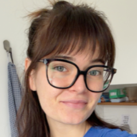 Lina Hörmann - VA, Social Media