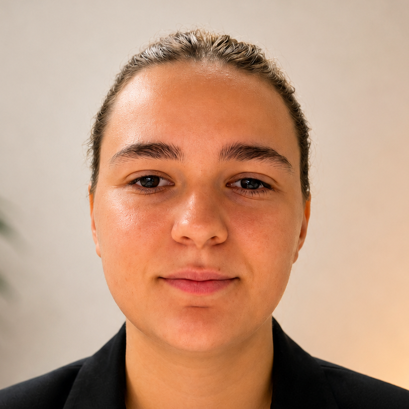 Ambre Lomet - Assistante marketing & commerciale | Prospection