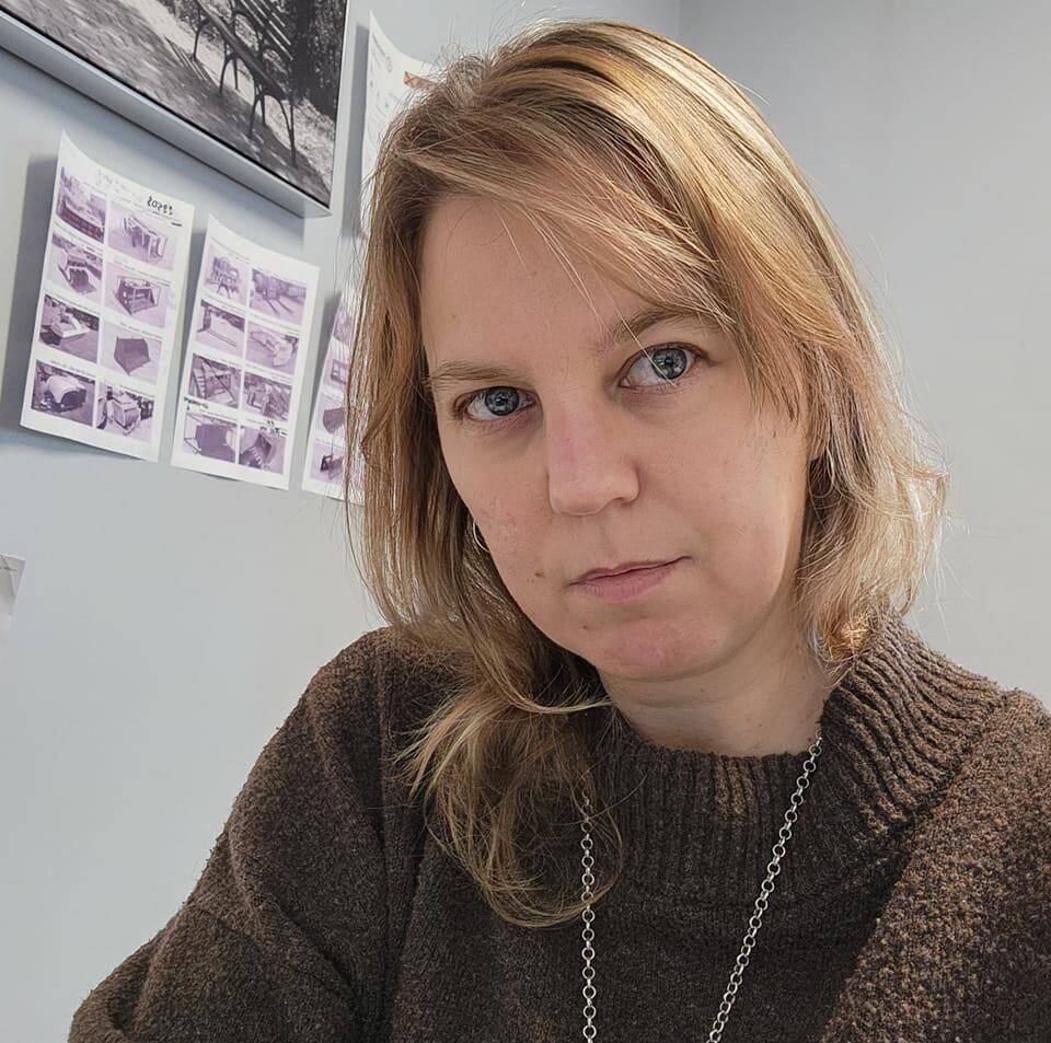 Angélique Pellizzari - Adjointe virtuelle | Graphiste