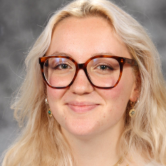 Amélie Vermeulen - Finance & Strategy, with communication skills