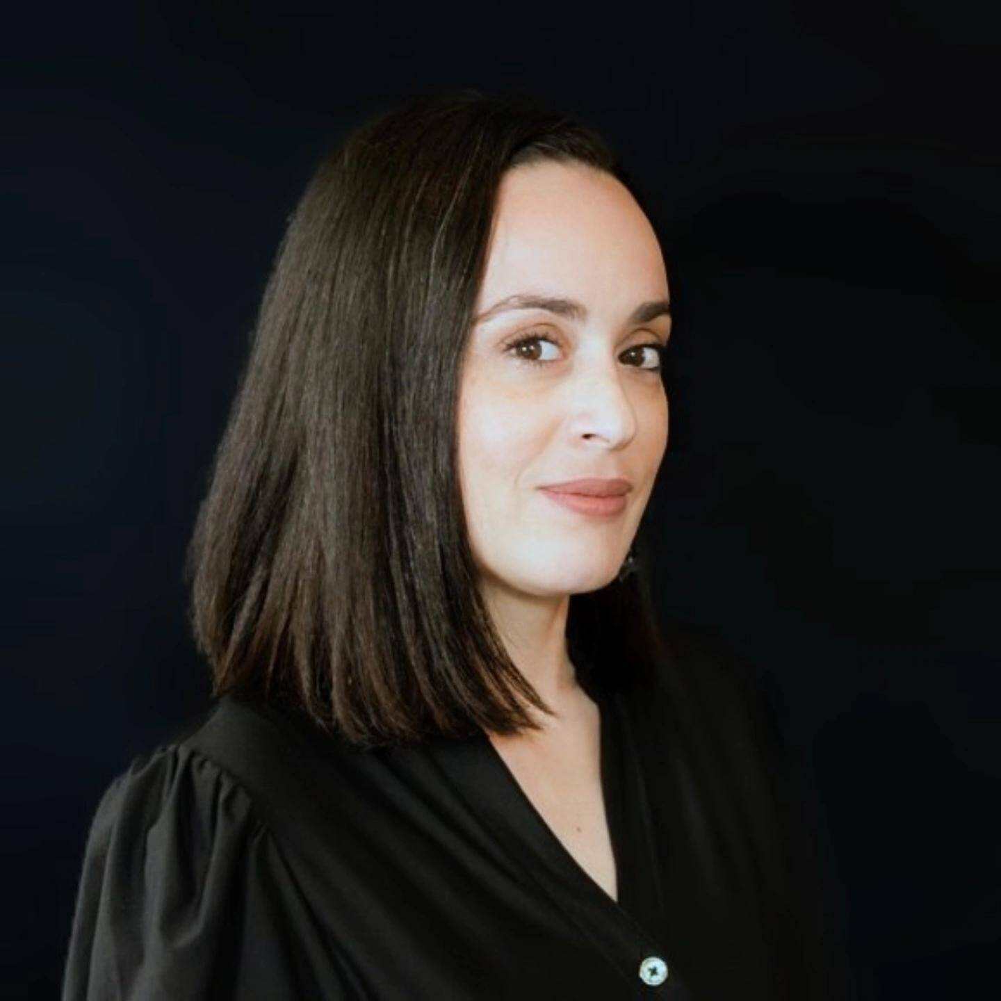 Linda B. - Admin Procurement | Buyer | Analyste FR/EN