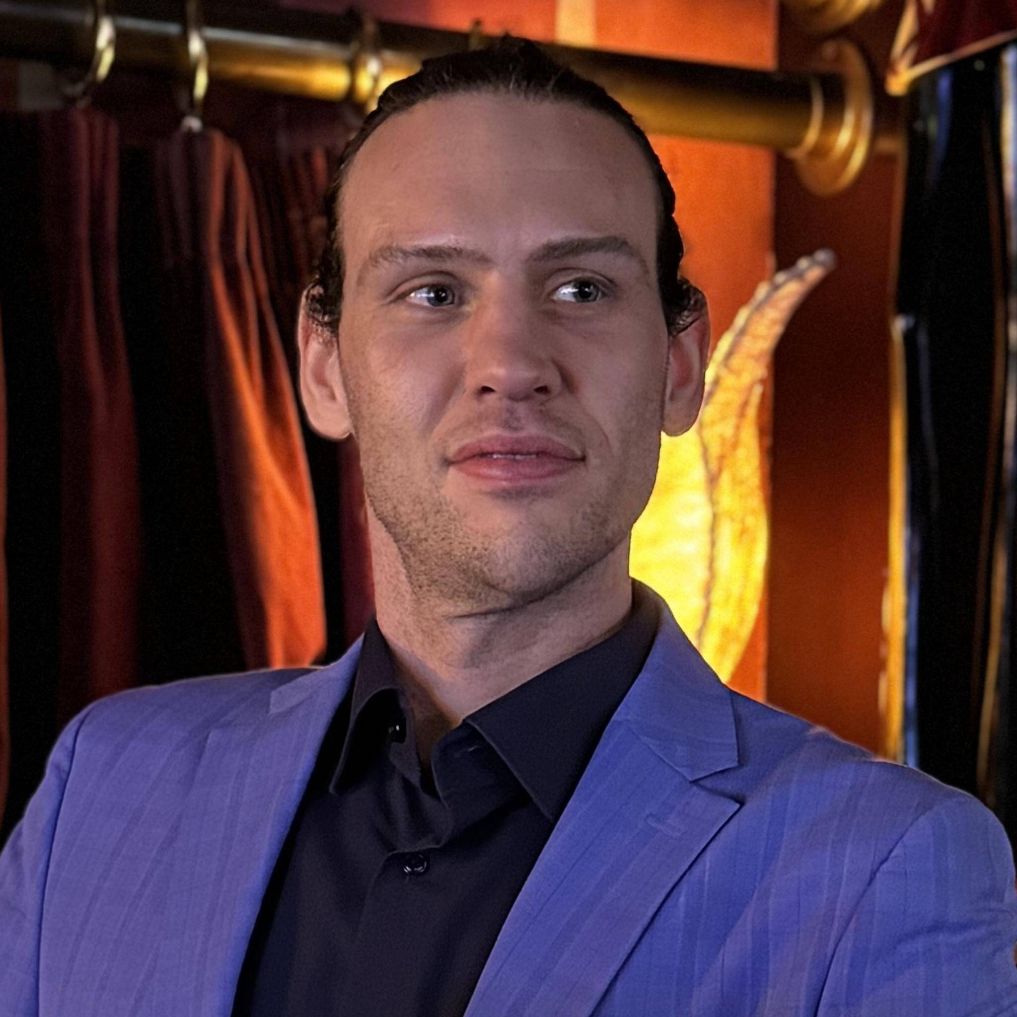 Dominik Kaut - Übersetzer DE,CN,ES,EN - AML/KYC Projektleiter