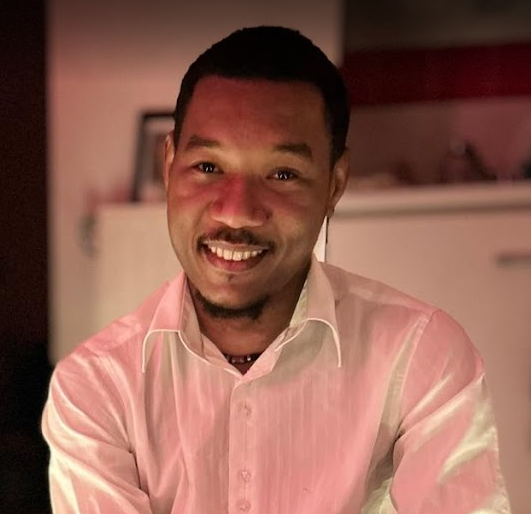 Dylan Attelly - motion designer 3d- généraliste maya
