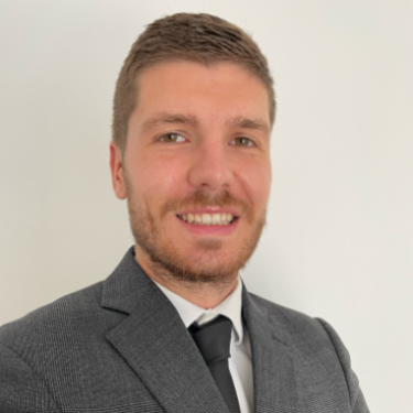 Guillaume  - Financial Controller - Administrative and Financial Manager