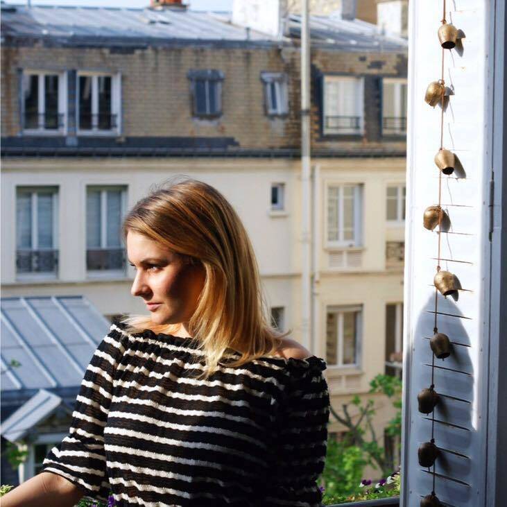 Lauren  - English Native Content + Social Media Expert