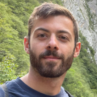 Pierre  - Full Stack & Data expert