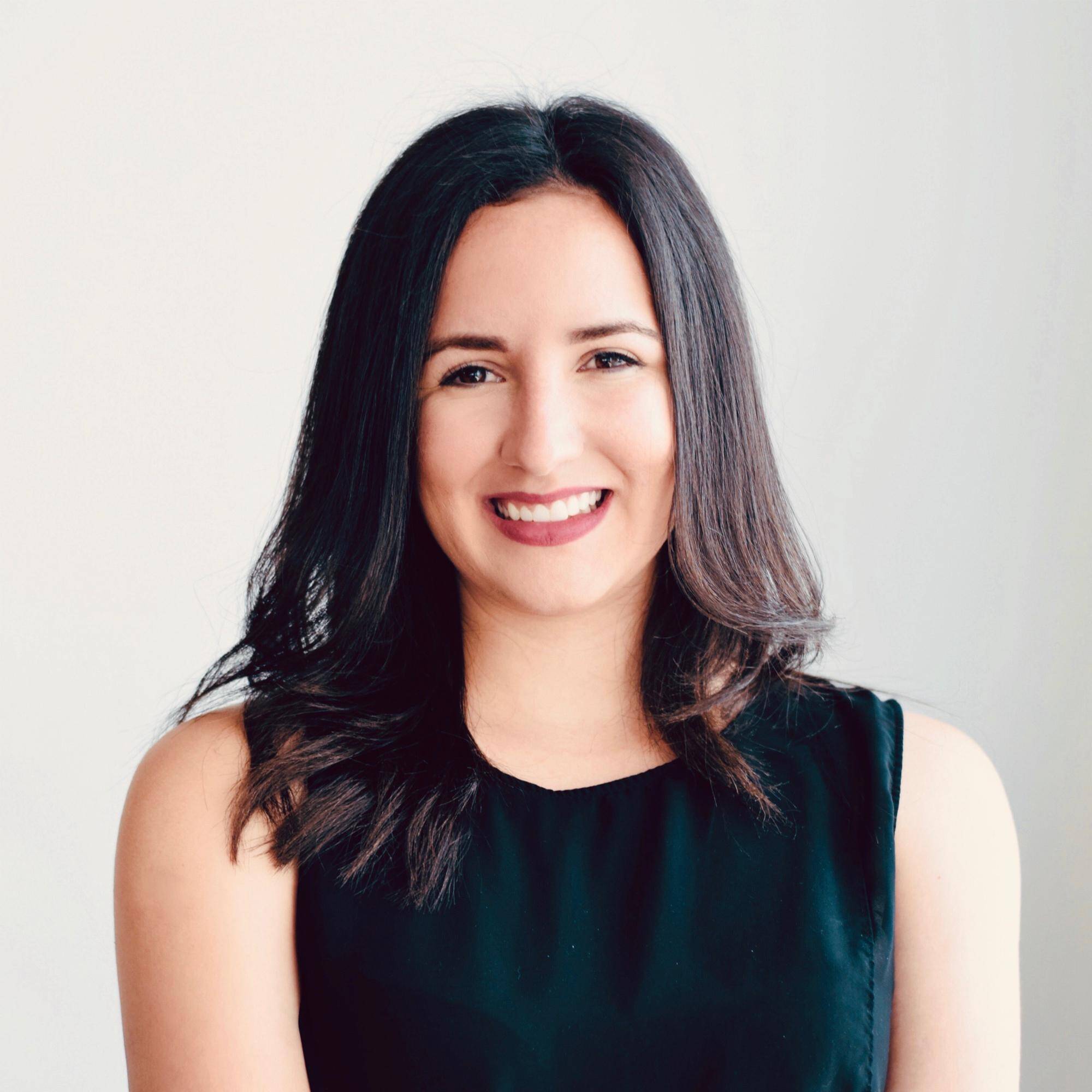 Ana Alvear