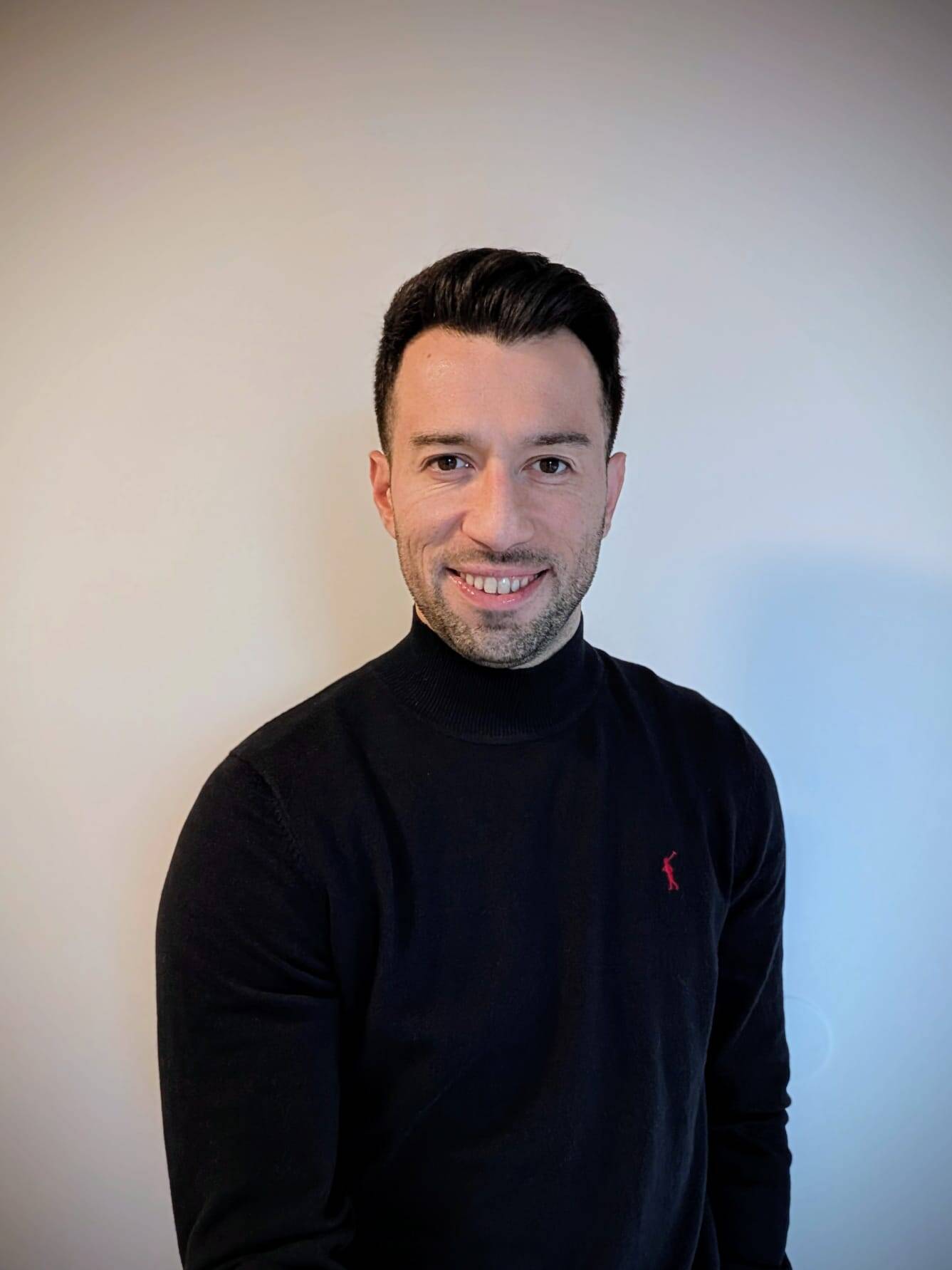 Ares Argilés García - Senior Data Engineer | Fabric & Databricks & DBT