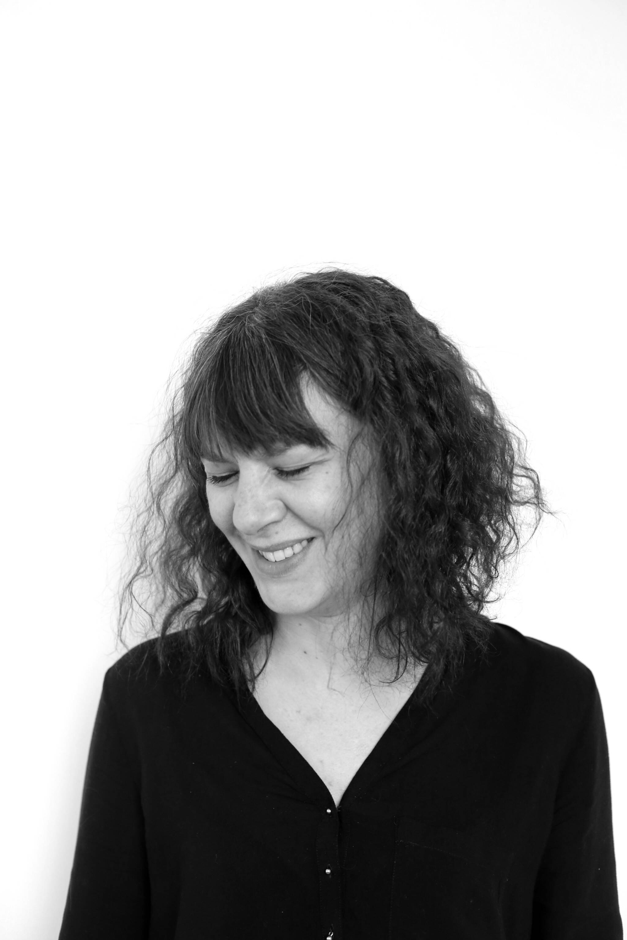Hélène Dewally - Conceptrice-rédactrice / Community-manager