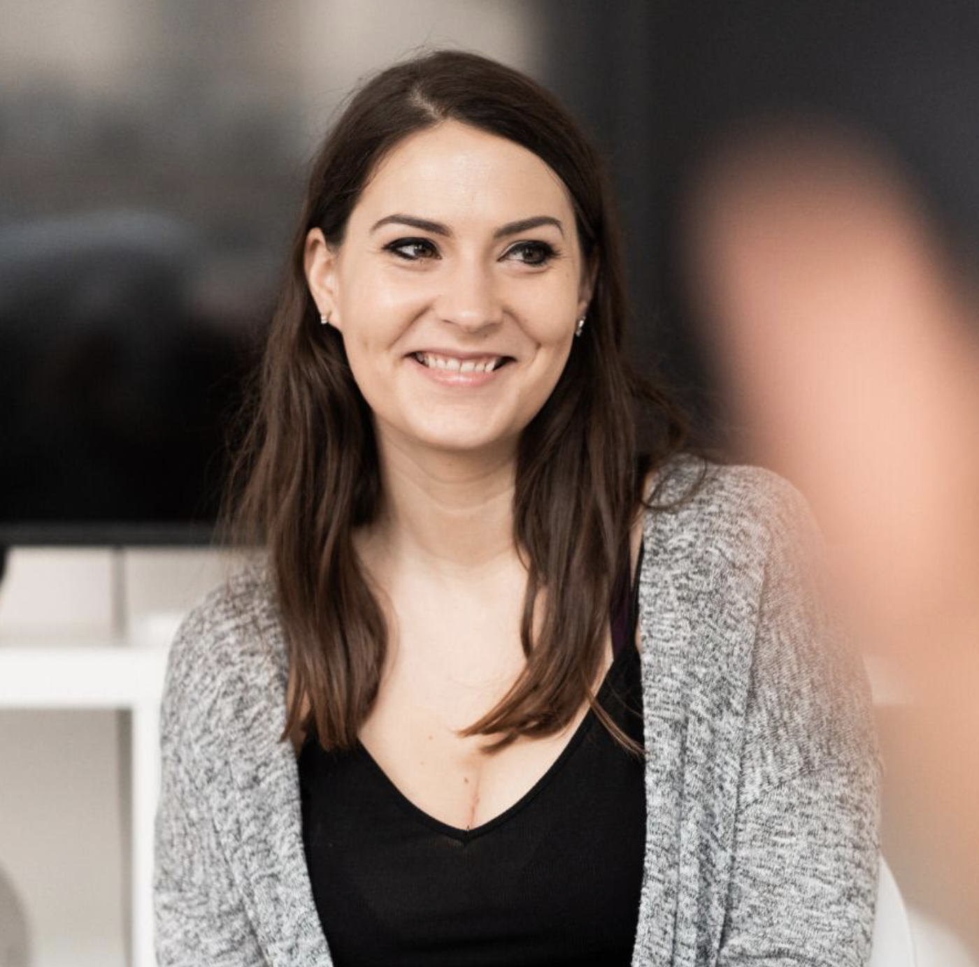 Britta F. - Brand Designer (Branding, Corporate Design)