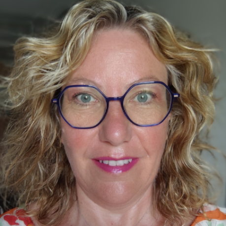 Sylvie  - Administrative and Digital Assistant