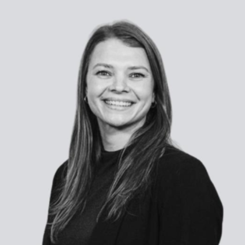 Maureen S. - Senior Environmental Consultant (Waste, CE)