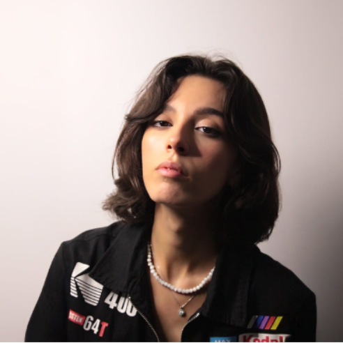 Layana Vandervalle - Photographe-Vidéaste-Directrice Artistique