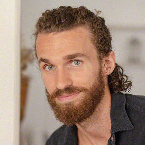 Nicolas H.