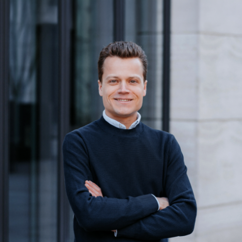 Dominic Enzenauer - Markenberater, Stratege und Brand Designer