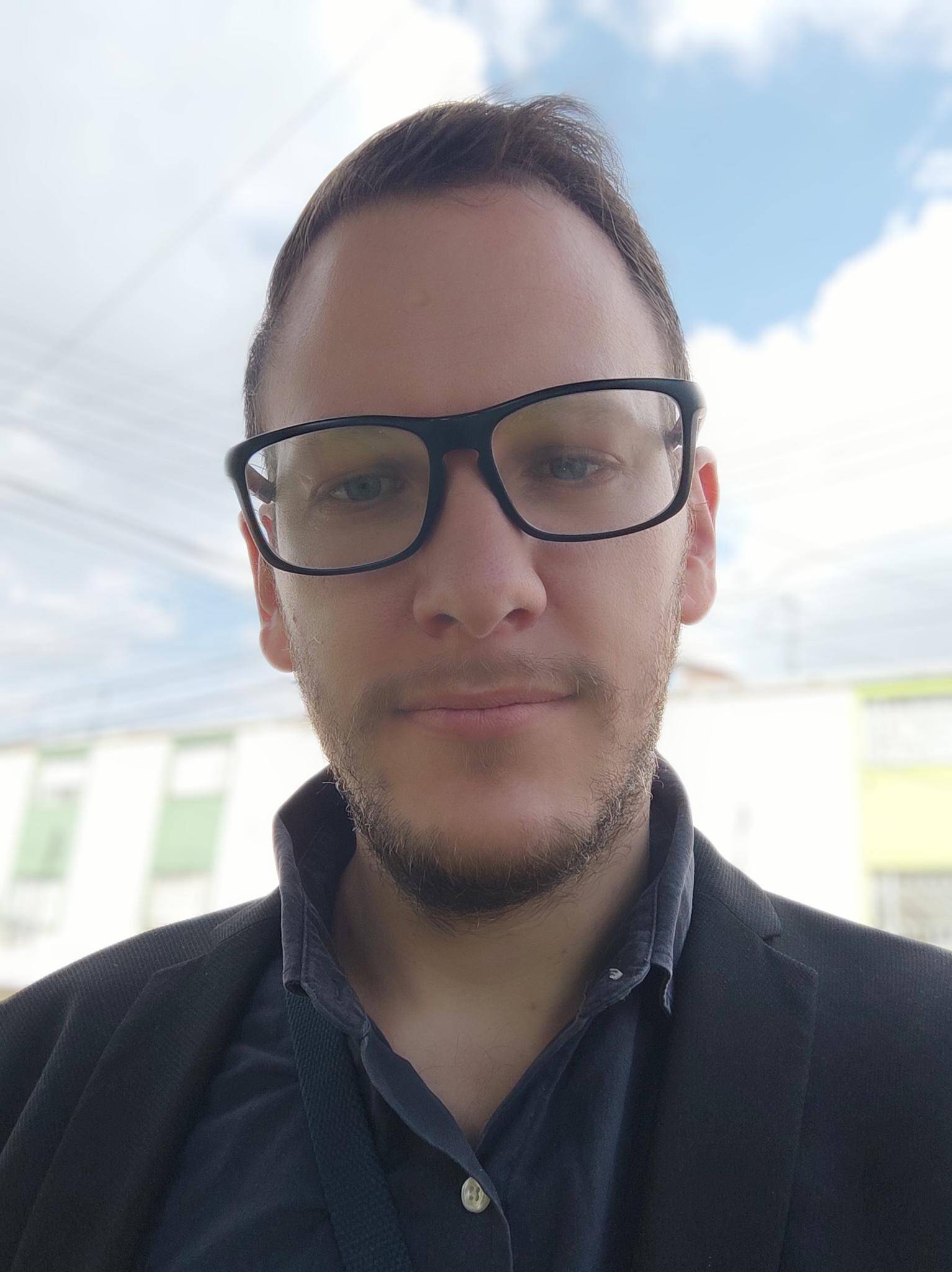 Dylan J. Gerrits - Développeur full-stack | Architecte logiciel
