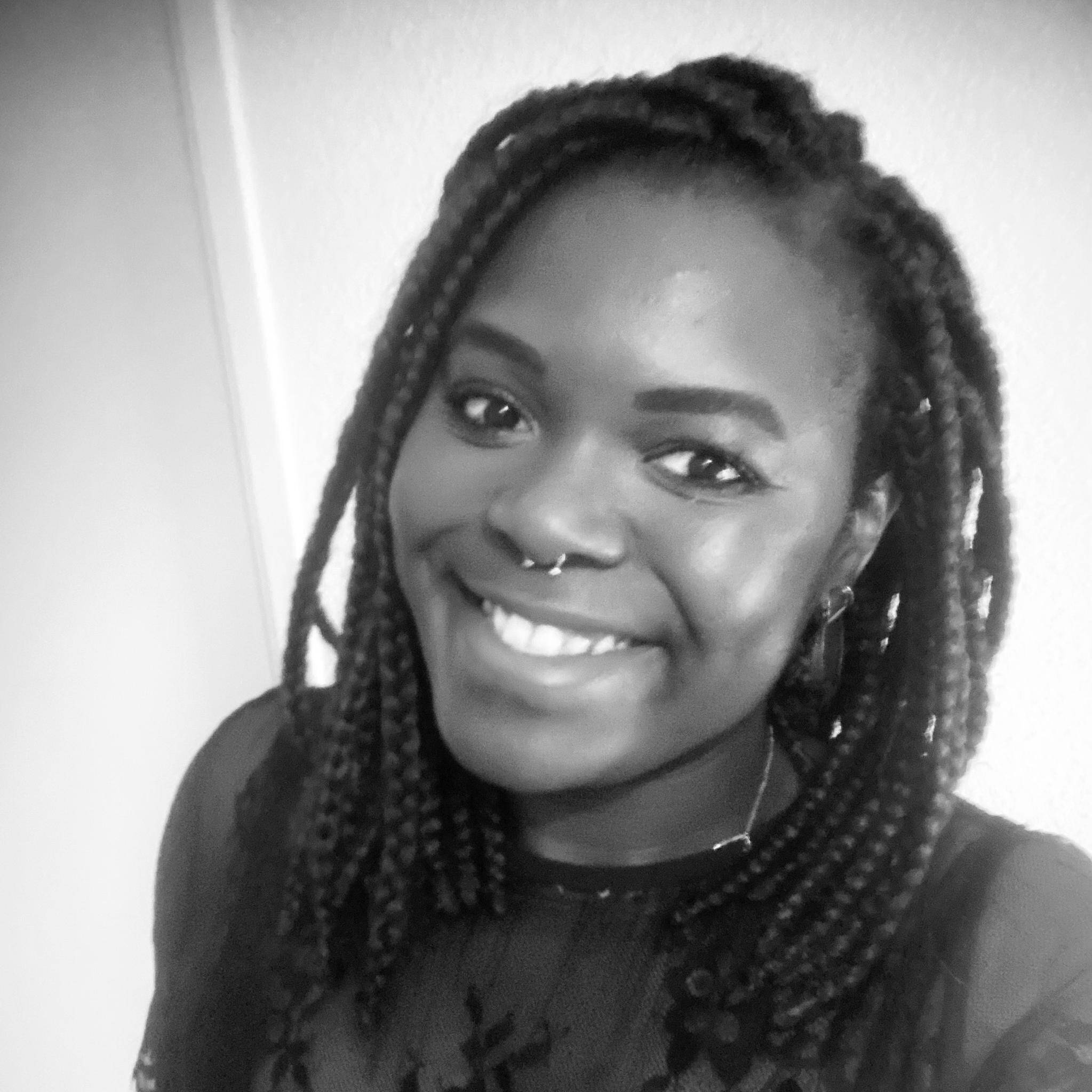 Madie  - Contrôleuse de gestion / Analyste financier