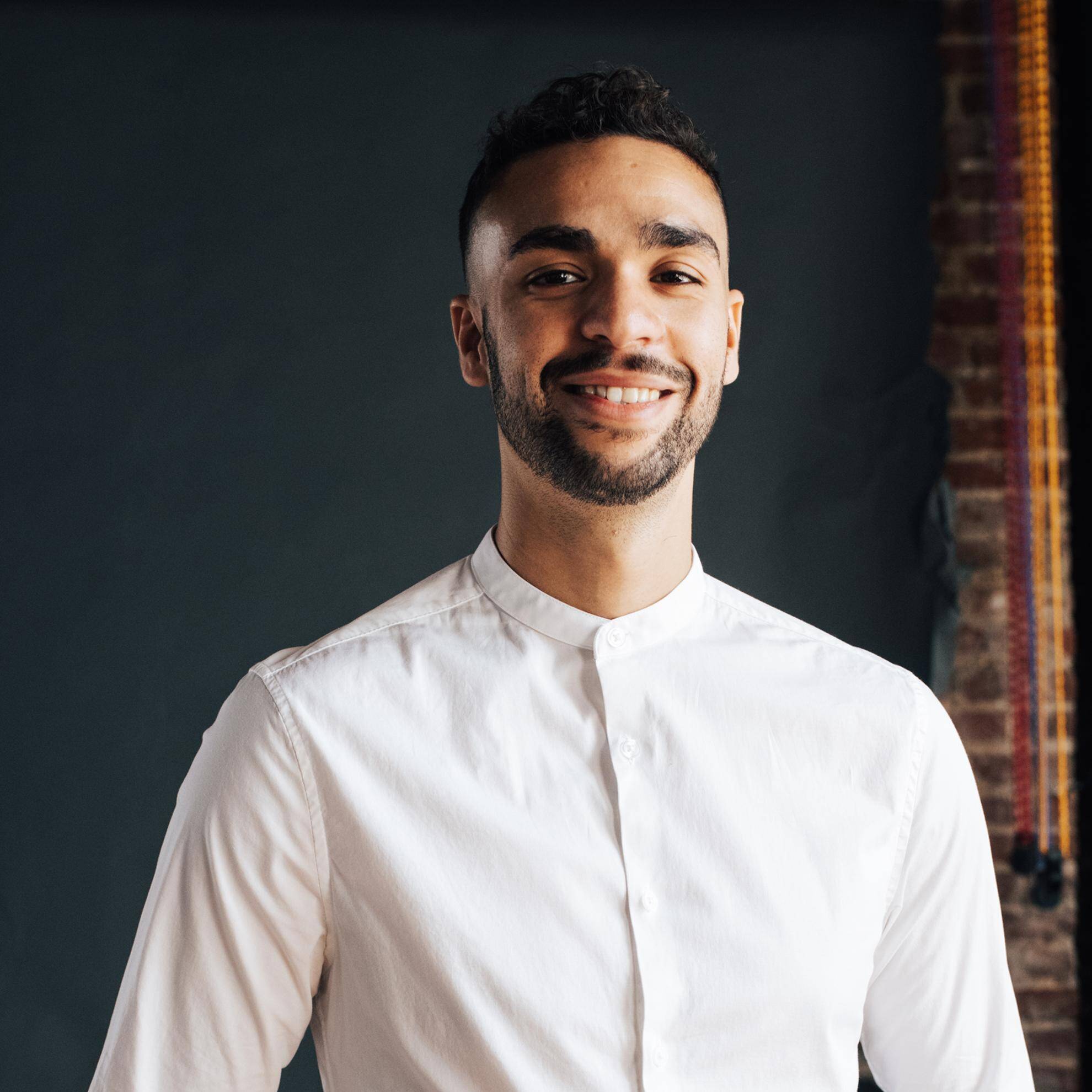 Joe H. - Consultant Digital — Webflow, AEO & Growth Hacking