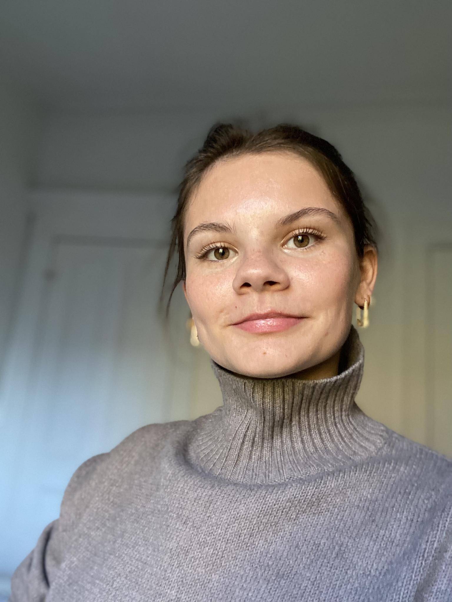 Nolwenn  - Embroiderer / Stylist / Designer