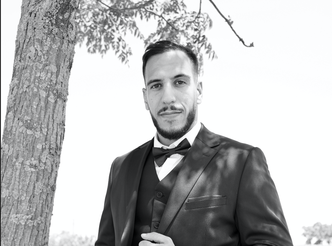 Anouar E.