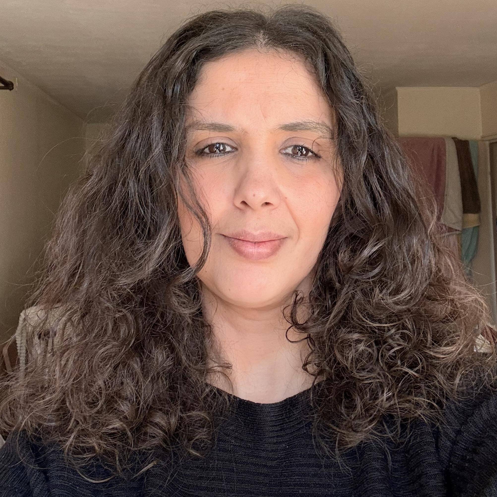 Yasmina Djouani - Office Manager Freelance | Support de direction |