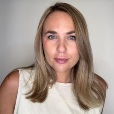 Klara  - People & Ops Lead for Scaling Companies | EU & US