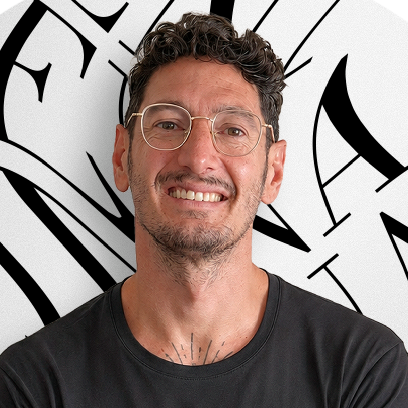 Agustin Sapio - Director Creativo y Diseñador | Marca IA Marketing