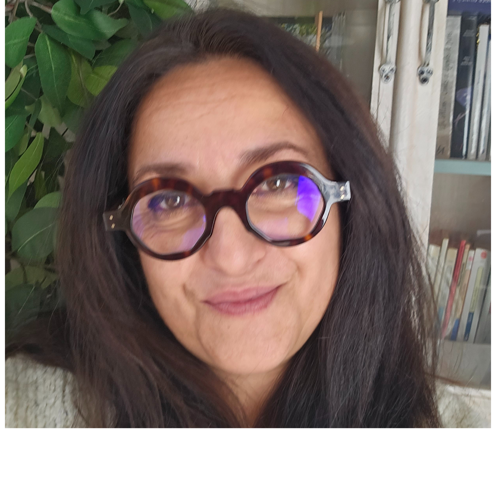 Myriam Hemery - Office Manager|Responsable Administrative