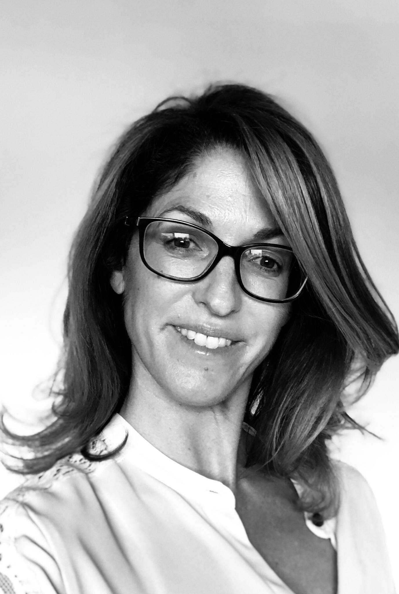 Emmanuelle Clermont - Change Management Consultant/ B2B Sales/ FMCG