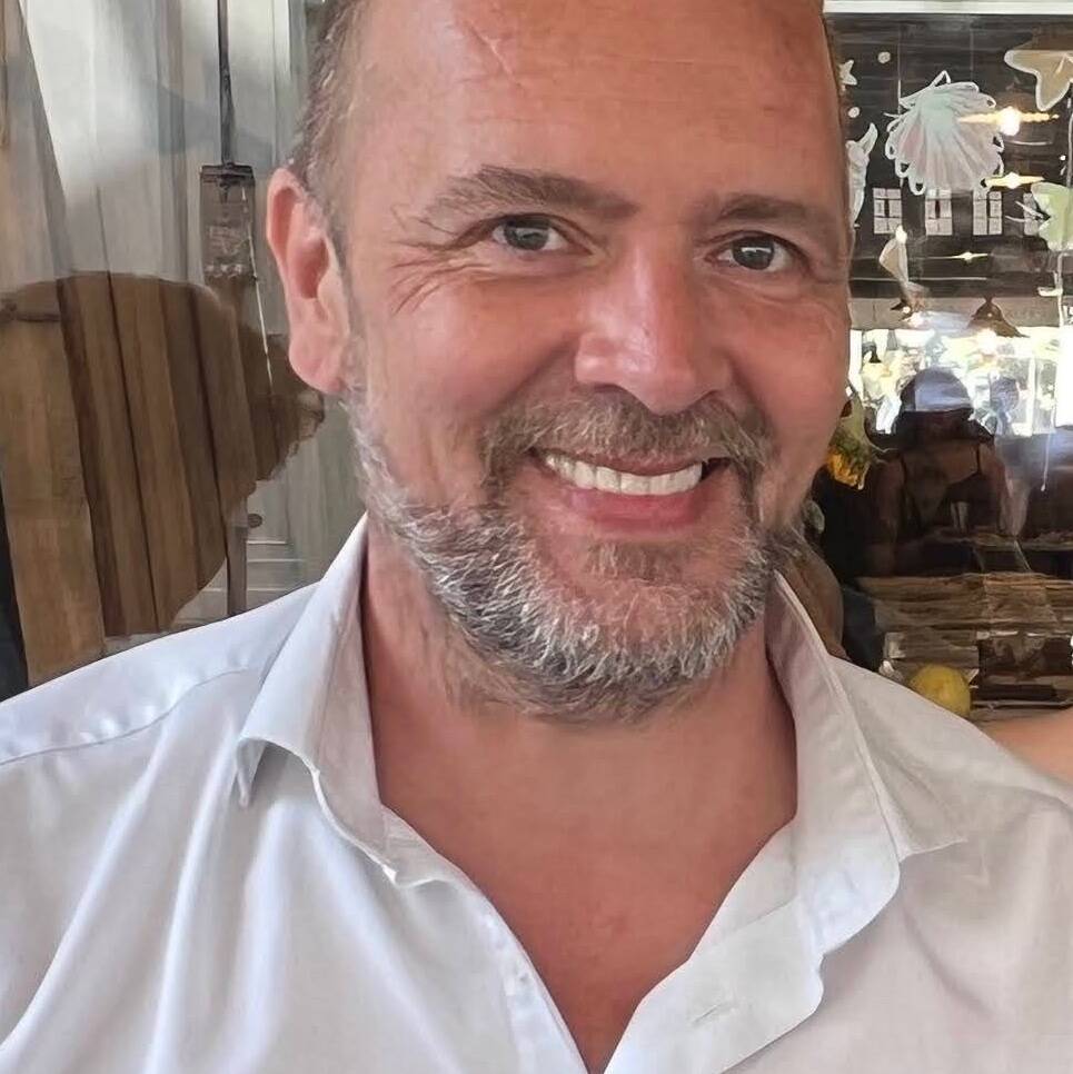 Sven Duytschaever - Technical Polymath & Solution Architect | 25+ Yrs