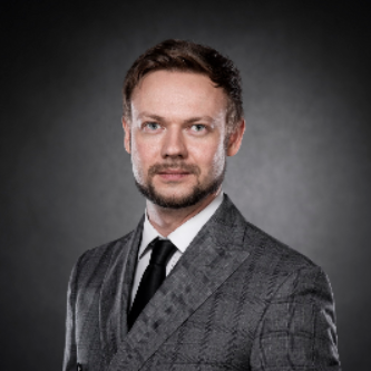 Karol Jędrasiak - PhD AI and Data Consultant