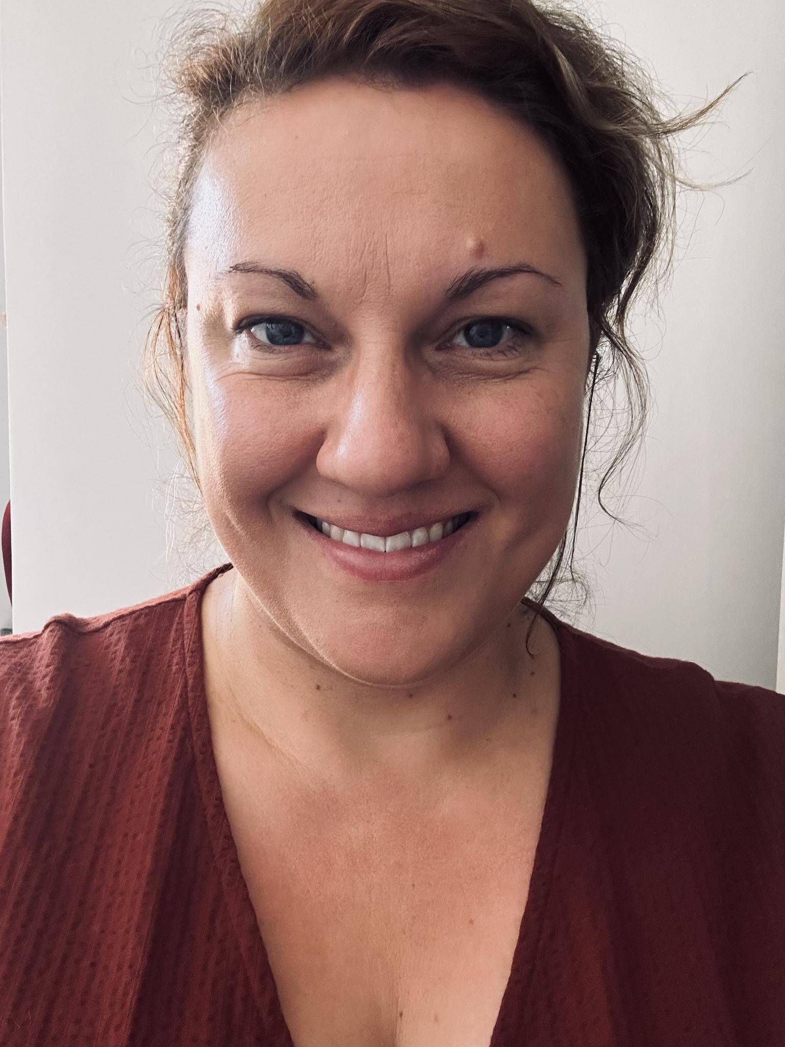 Céline Plunian -  Rédaction | IA | Stratégie éditoriale | Formation