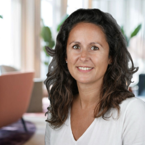 Elodie  - HR Director - Payroll Management - Executive Consulting