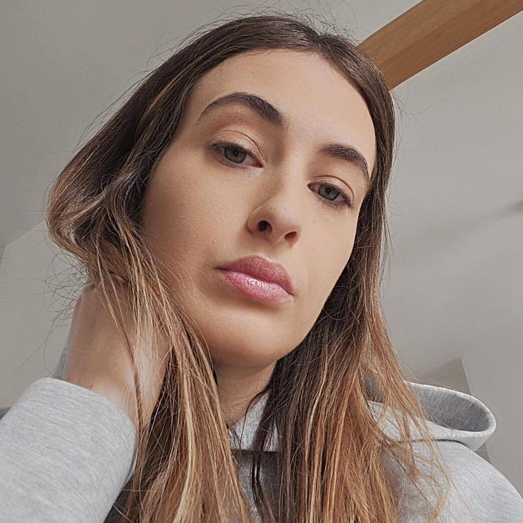 Caroline Lauda - community manager