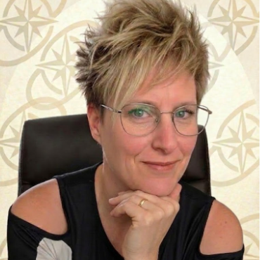 Déborah Flahaut - Experte Transformation Managériale & RH