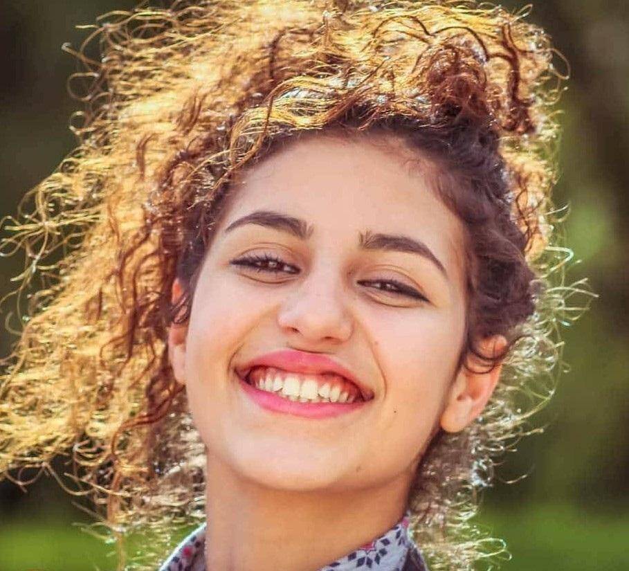 Amal Weslati - Développeur Frontend React ⸱ Next ⸱ Typescript