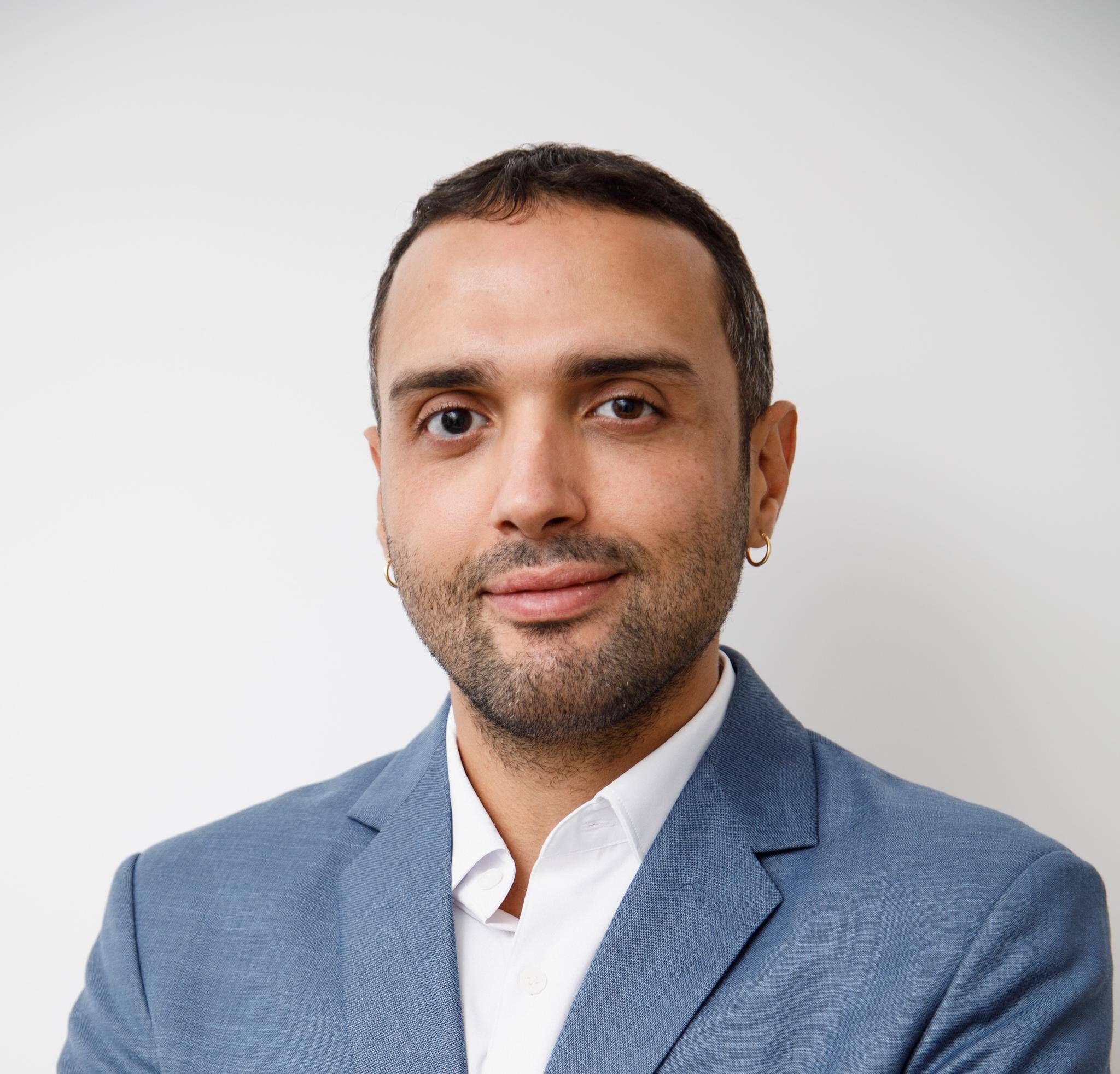 Aziz  - Microsoft BI Consultant