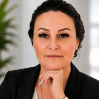 Vanessa S. - Executive Operations/Founder Supp./Chief of Staff
