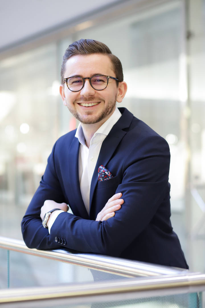 Erzen Hyko - AI Engineer / Senior Fullstack Developer