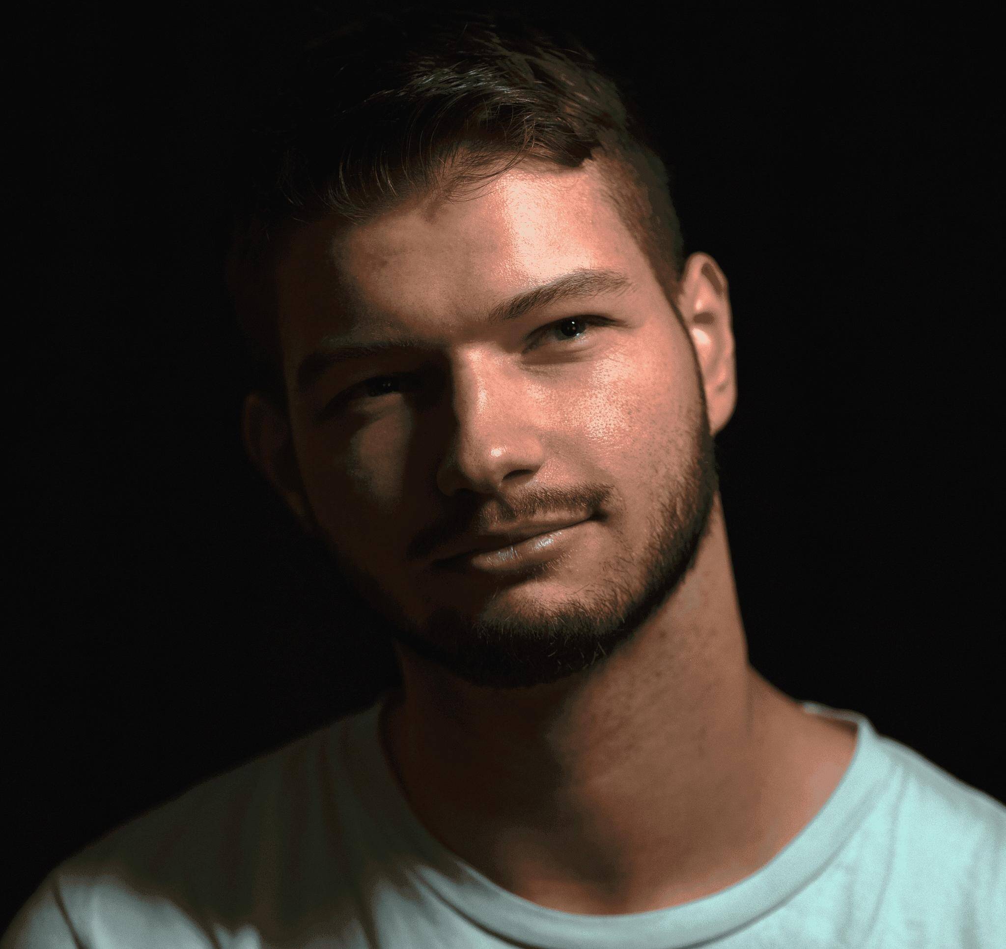 Thomas Houdard - UI/UX Designer | Front-End Developer