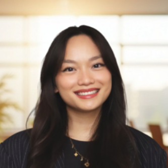 Sharone Vang - Chargée de marketing digital et communication