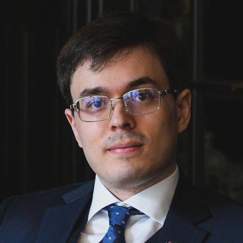 Arnaud B.