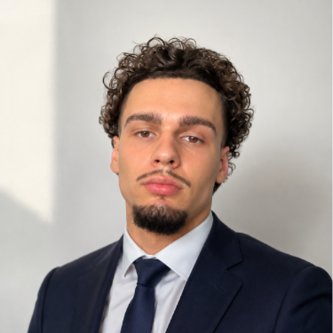 Néo Lebouteiller - Développeur d'applications mobiles et web