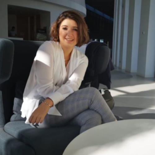 Mila Leonarda V.