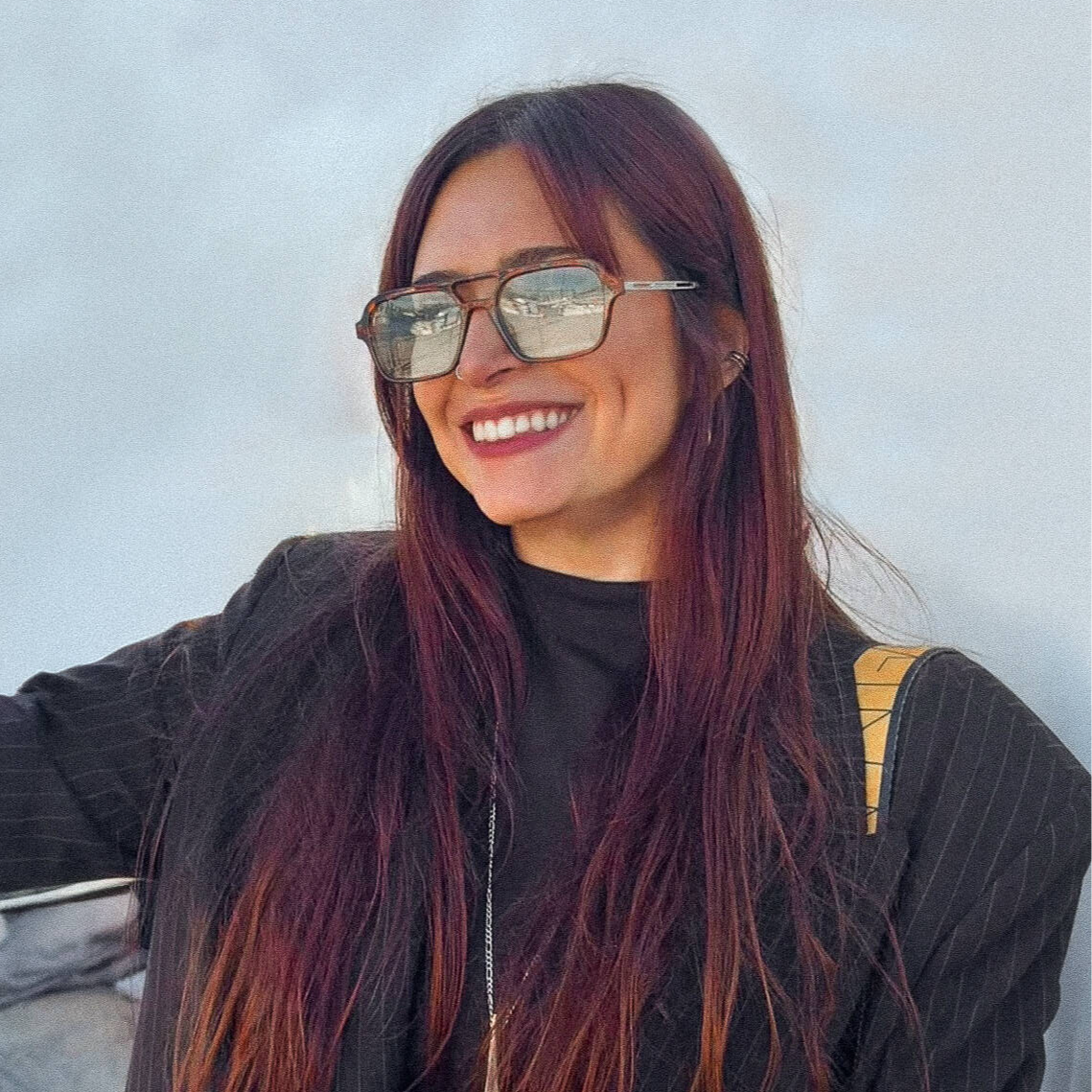 Camila M. - Diseñadora Gráfica